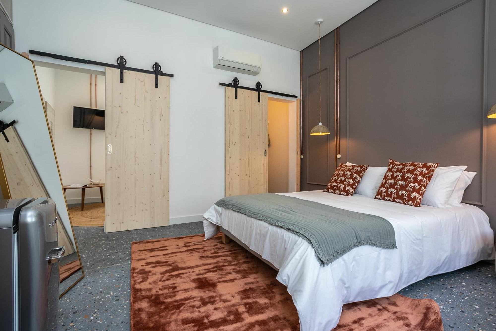Dona Simone Boutique Suites & Studios - By @ Rita'S Place Faro Exterior photo